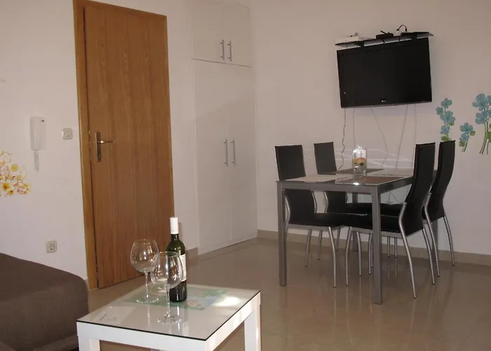 Mia דירה סטארי גראד