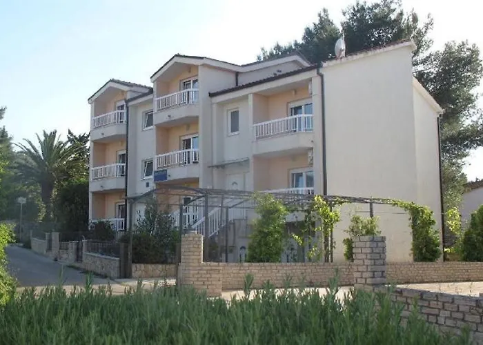 Mia Apartman